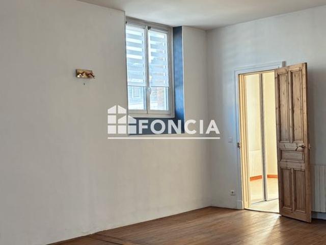 Bel appartement familial avec parking et cave