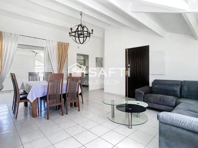 Bel appartement lumineux avec vue mer