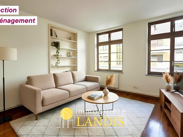 BEL APPARTEMENT LUMINEUX AVEC CUISINE ÉQUIPÉE