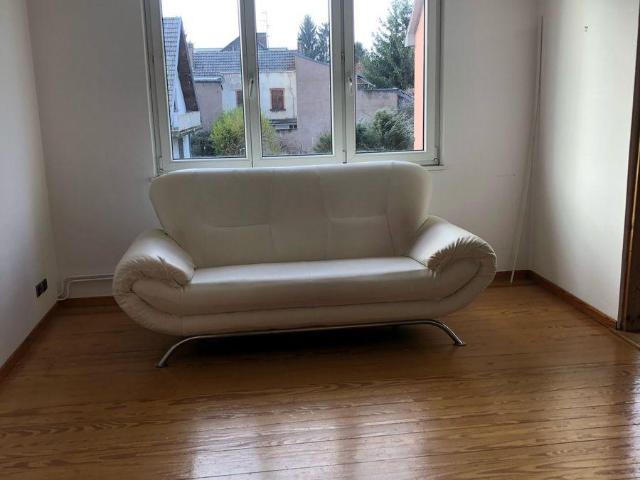 Bel appartement lumineux dans quartier résidentiel
