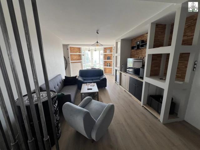 BEL APPARTEMENT MODERNE 2 CHAMBRES + BALCON, CAVE ET PARKING