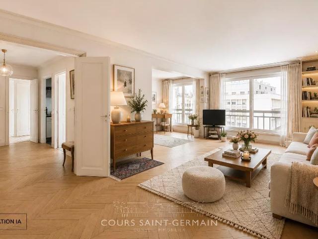 Bel appartement moderne avec balcons et terrasse