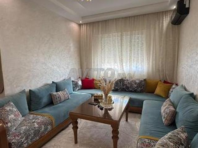 Bel appartement meublé en location par mois