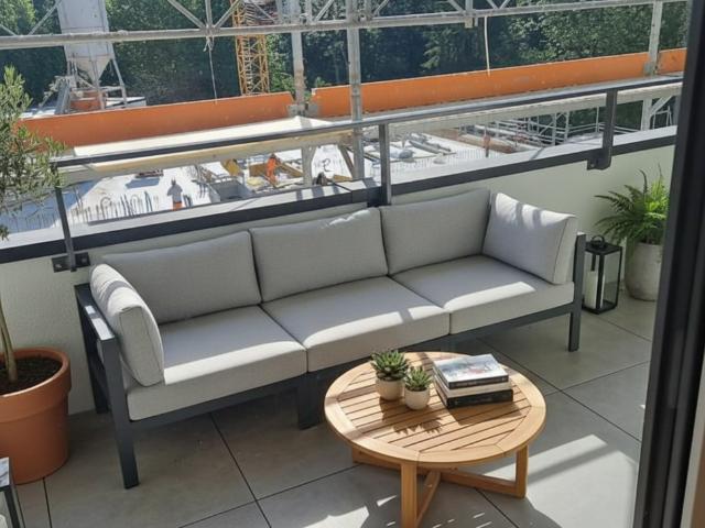 Bel appartement neuf de 2.5P / 1CHB / 1SDB / 1 Balcon