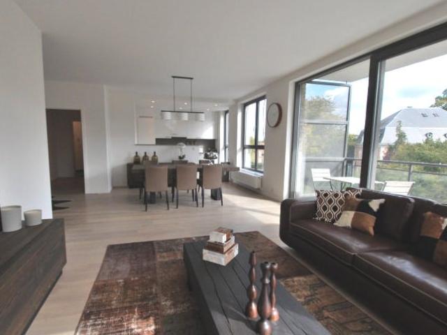 Bel appartement neuf meublé 3 chambres + terrasse