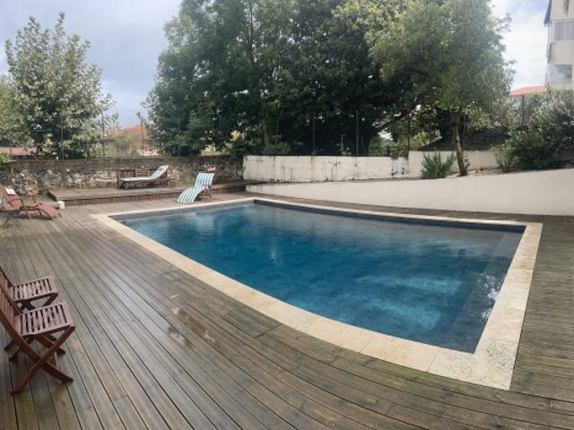 Bel appartement piscine hyper centre