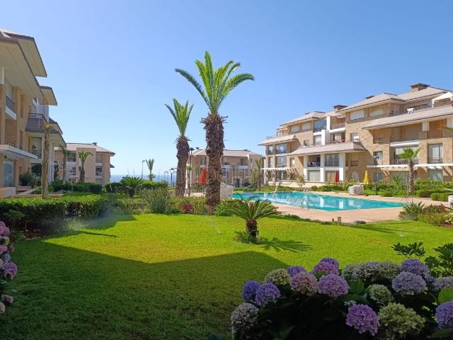 Bel appartement Ã plage des nations