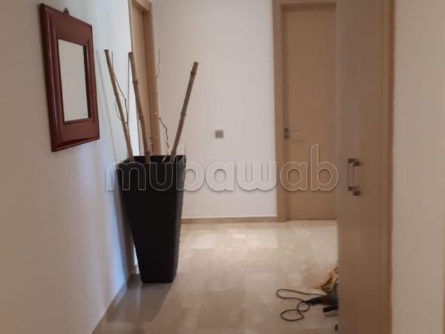 Bel appartement rdc 80m² meuble avec jardin