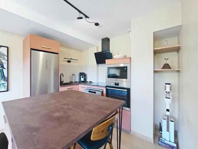 Bel appartement rénové avec chambre, terrasse et place de parking aux portes de La Baule