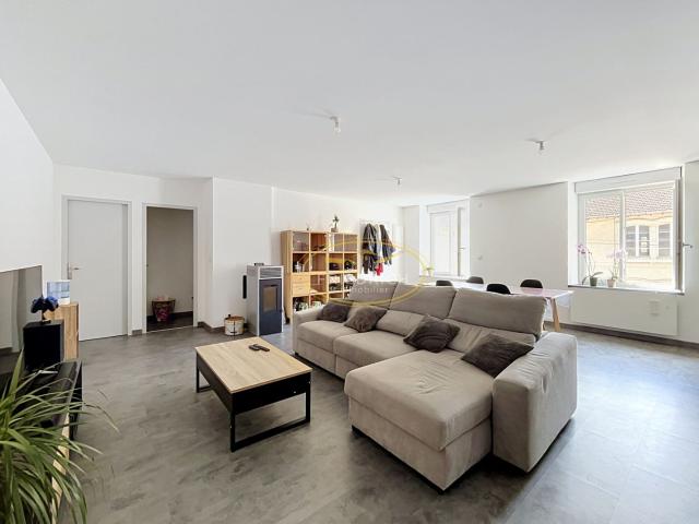 Bel appartement rénové à LÉROUVILLE !