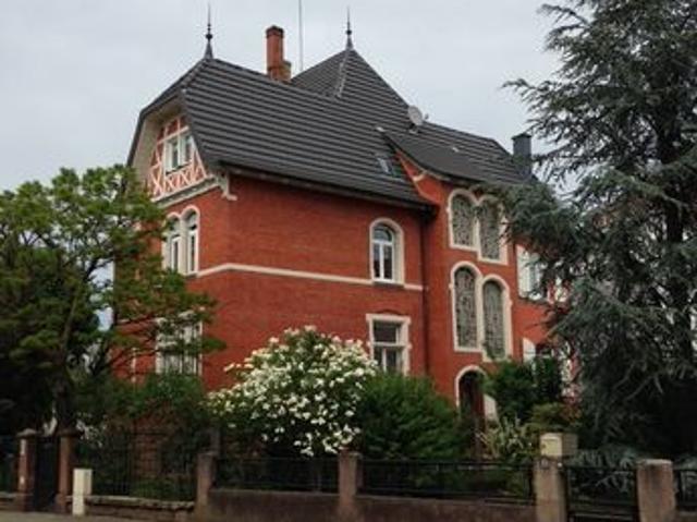 Bel appartement rénové dans immeuble de caractère