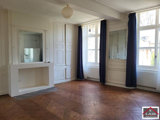 Bel appartement T1 à louer à Sées Réf S15026