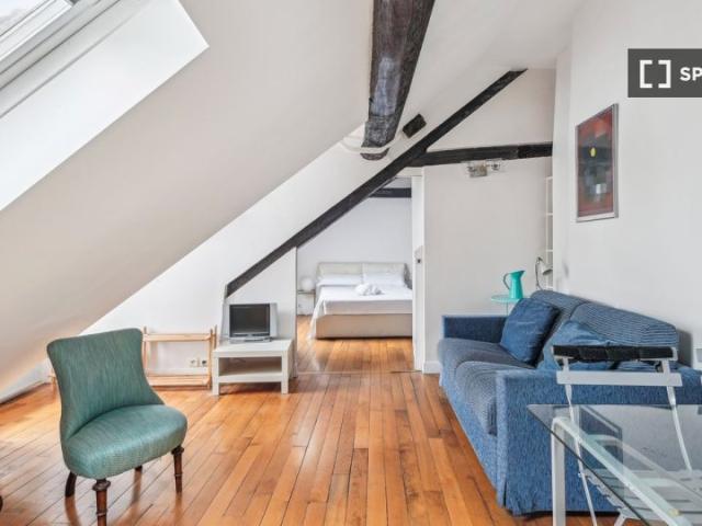 Bel appartement T2 à louer à Paris, France