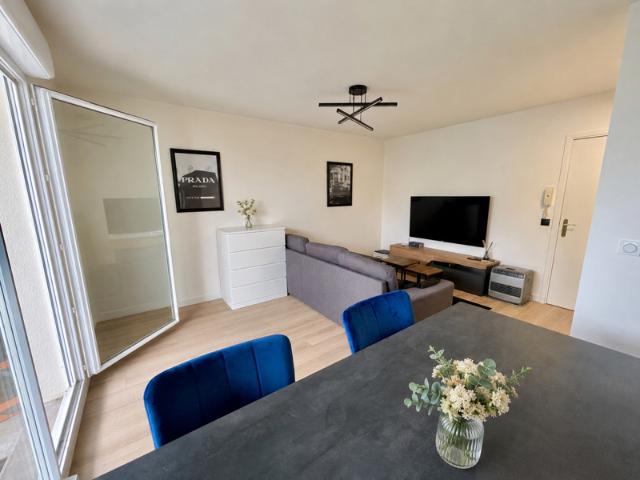 Bel appartement T2 avec parking et piscine