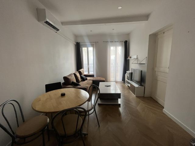 Bel appartement T2 en centre ville Idéal Étudiant / Citadin Proche Castillet Groupement Immobilier 66
