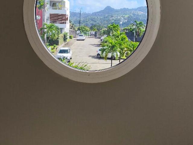 Bel appartement T2 Le Lamentin