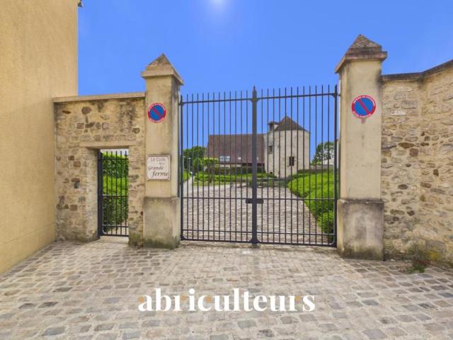 Bel Appartement T2 Lumineux avec Terrasse et Jardin dans une Résidence de Standing à Survilliers