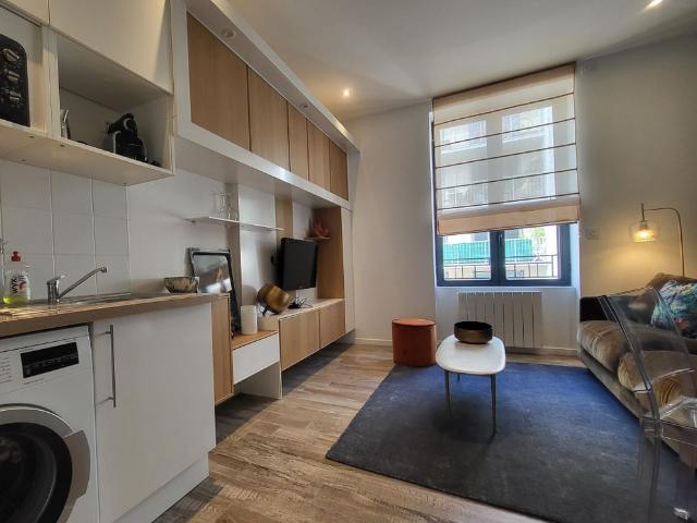 Bel appartement T2 Lyon 7 refait à neuf