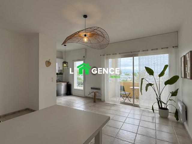 Bel appartement T3 avec vue étang