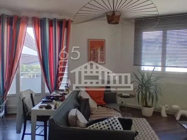 Bel appartement T3 bis en centre ville