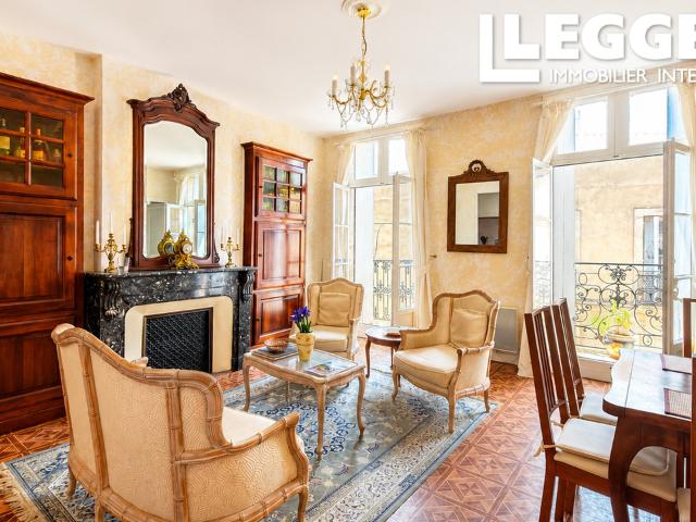 Bel appartement T3 dans un immeuble de caractère