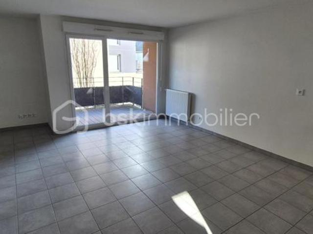 Bel Appartement T3 Lumineux – 60 m² – Centre Ville de Meyzieu