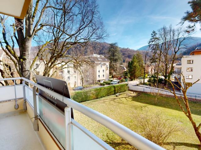 Bel Appartement T3 + place de parking. Traversant Calme, Vue Dégagée et Verdure