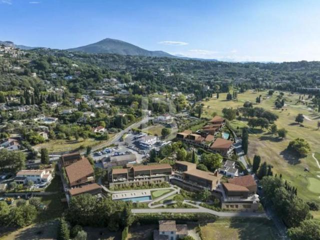 Bel appartement T4 à la vente à Chateauneuf Grasse en bordure du golf