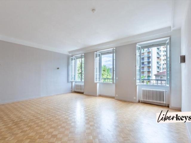 Bel appartement traversant de 4 pièces de 107m² Lacassagne L. 107m² Lyon 3ème