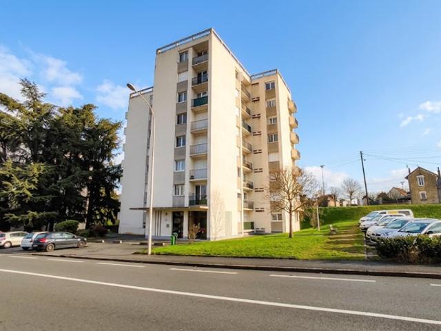 BEL APPARTEMENT TYPE 3 DERNIER ETAGE