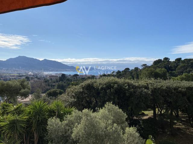 Bel appartement vue mer