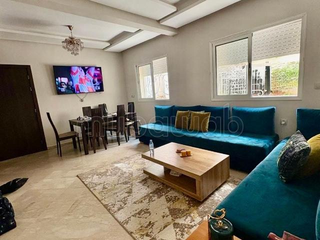 Bel duplex en location semi meublé à Route de Safi. Surface totale 93 m². Résidence avec piscine