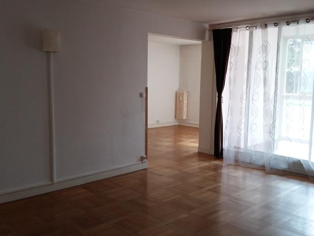 BEL ET SPACIEUX APPARTEMENT TYPE 5