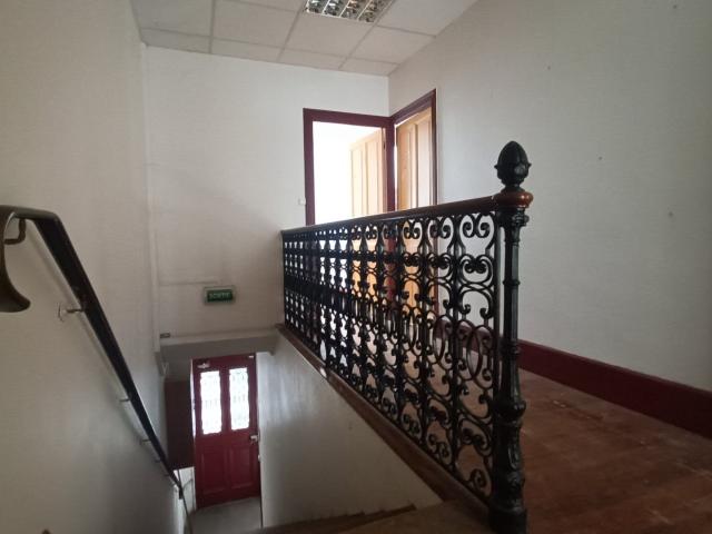 Bel immeuble de rapport centre ville fort potentiel loca. 300m² Saint Affrique