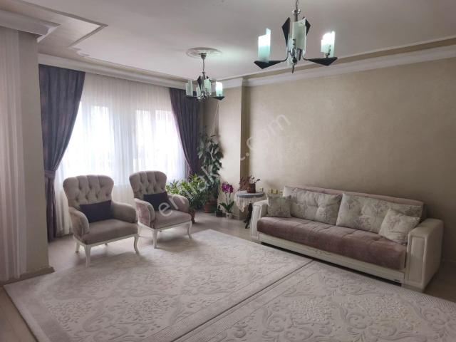 Belde'de Satılık 3+1 Daire, 160m², Merkezi Konumda!