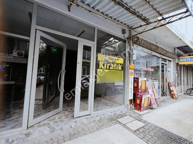 Belediye Caddesi'nde 2 Katlı Kiralık Dükkan