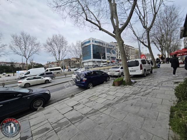 Belediye Caddesine Cephe Kiralık 400m2 Düz Giriş Ayarında Dükkan