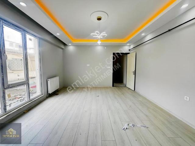 Belediyeye 2 Dk Mesafede İskanlı Güney Cephe 15 Bın Kiracılı 2+1