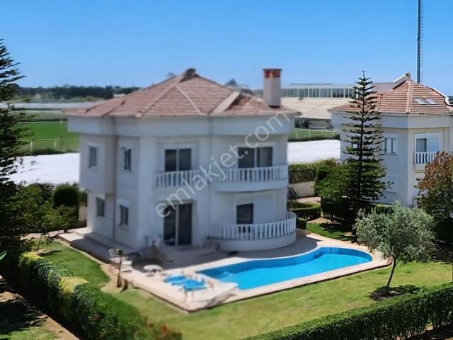 Belek Golf Village'da Satılık Site İçi Müstakil 4+1 Villa