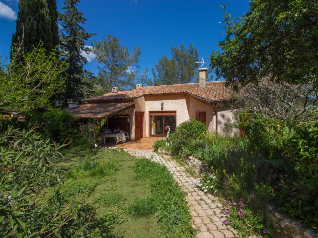 BELGENTIER VENTE EN NUE PROPRIETE MAISON 7 PIECES SUR 180002 DE PARCELLE PISCINE