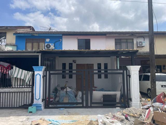 Beli rumah tanpa modal taman kota puteri megah ria double Storey