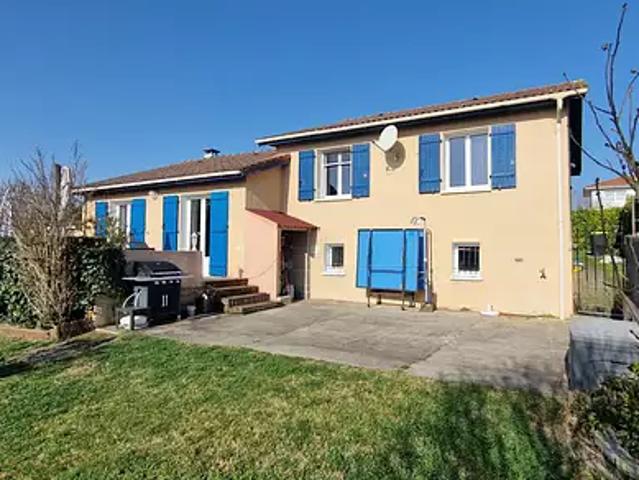 Béligneux 01360 Achat / Vente maison 5 pièces t5 au dernier étage terrasse