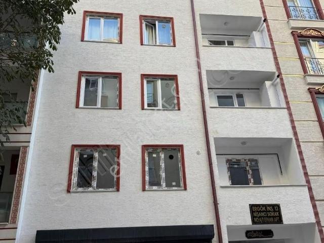 Belinay Emlaktan Şehir Merkezine Yakın Satilık 2+0 Daire