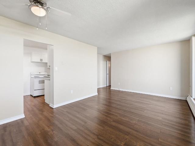 Bell Manor Apartments 1 Bedroom Apartment for Rent at 2772 Barton St E, Hamilton, ON L8E 3P5 Riverdale East