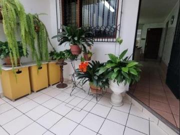 BELLA CASA CERCA A PARQUE