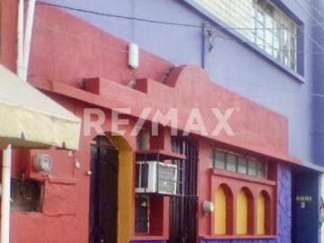 ¡Bella casa en el corazón de la ciudad!