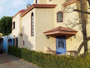 BELLA RESIDENCIA ESPACIOSA