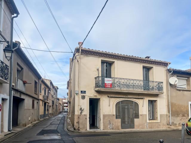 Belle vigneronne composée de deux appartement et d'un garag. 160m² Marseillan