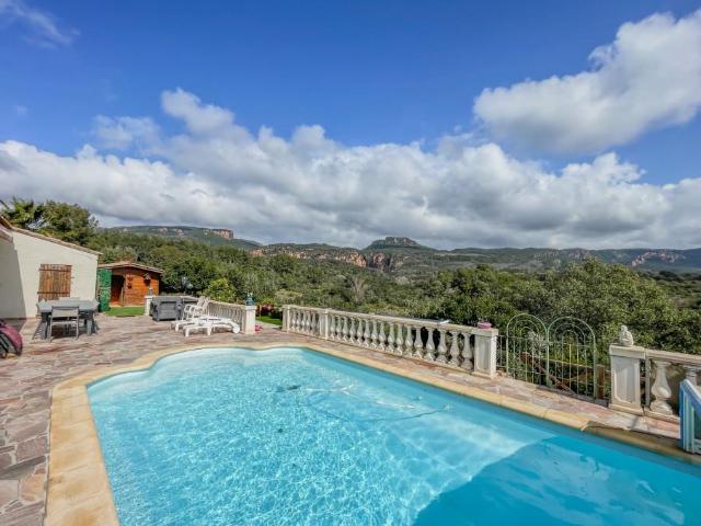Belle villa vente à terme occupé 10 ans 91m² Roquebrune sur Argens