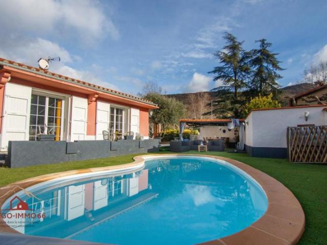 Belle villa avec dependance